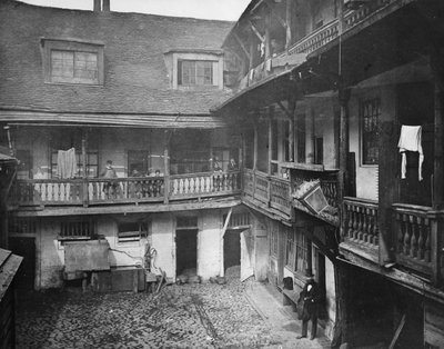 The Oxford Arms, Warwick Lane, 1875 by Alfred and John Bool